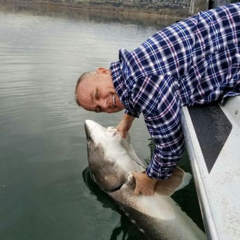 OutCatching - 9 ft Monster Sturgeon - Fishing Near Me - The Dalles, Oregon OutCatching - 9 ft Monster Sturgeon - Fishing Near Me - The Dalles, Oregon