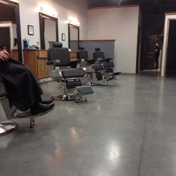 Elephant In The Room - Waiting for my appointment. Simple space for sure. I like it. - Men's Hair Salons Near Me - Tulsa, Oklahoma Elephant In The Room - Waiting for my appointment. Simple space for sure. I like it. - Men's Hair Salons Near Me - Tulsa, Oklahoma