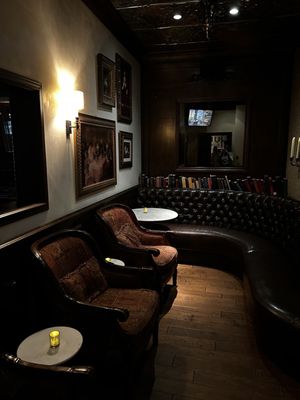 The Beverly on Main by null