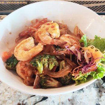 Bangkok Republic - Drunken Noodles with Shrimp - Thai Near Me - Wilton, Connecticut