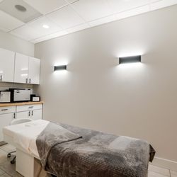 Stilla Salon Spa & Boutique - Massage Suite