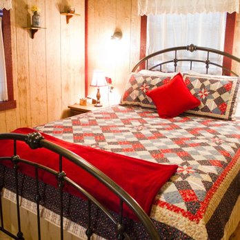 Anderson Creek Cabins - Hotels Near Me - Glen Rose, Texas Anderson Creek Cabins - Hotels Near Me - Glen Rose, Texas