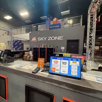 Sky Zone Trampoline Park - Trampoline Parks Near Me - Las Vegas, Nevada Sky Zone Trampoline Park - Trampoline Parks Near Me - Las Vegas, Nevada