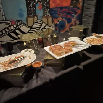 Kixby hotel - Friends and Food - Hotels Near Me - New York, New York