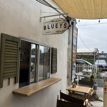 Blueys Kitchen - Cafes Near Me - Santa Monica, California
