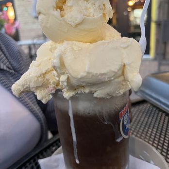 Fitz's - Root Beer Float - New American Near Me - Saint Louis, Missouri