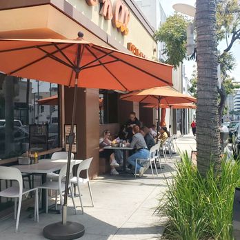 Nate'n Al's - Beverly drive. Dining al fresco. But I wanted to eat inside. I got a booth for two. - Delis Near Me - Beverly Hills, California Nate'n Al's - Beverly drive. Dining al fresco. But I wanted to eat inside. I got a booth for two. - Delis Near Me - Beverly Hills, California
