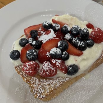 Town & Country Cafe - Lemon Marscapone Cream & Berries French Toast - Italian Near Me - Tracy, California