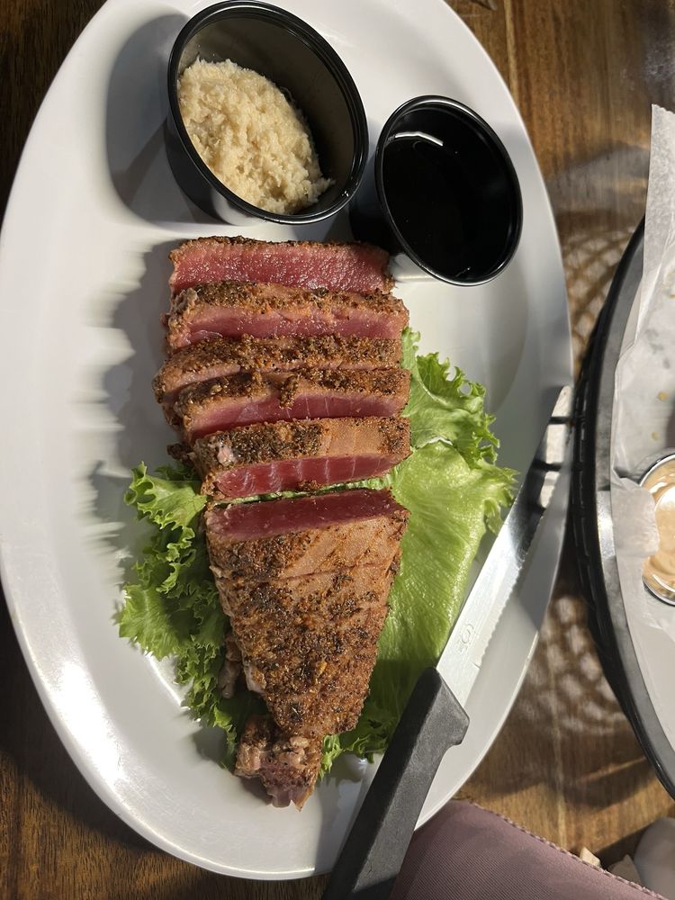 Landing Zone Grill Logo