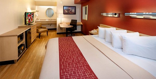 RED ROOF INN ERIE - I-90 - Updated December 2024 - 17 Photos & 58