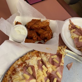 Chariot Pizza - Pizza Near Me - Tucson, Arizona