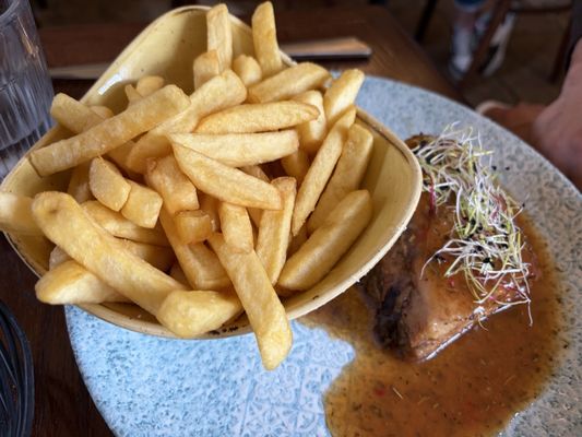 La Capitainerie by null