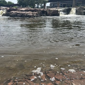 Falls Park - Parks Near Me - Sioux Falls, South Dakota Falls Park - Parks Near Me - Sioux Falls, South Dakota