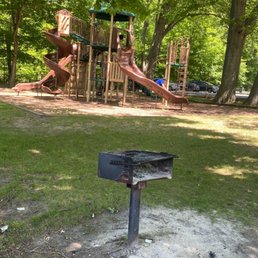 Play structure