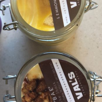 Val's Cheesecakes - Desserts Near Me - Dallas, Texas