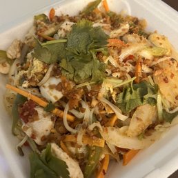 Chicken Pad Thai Chicken Pad Thai