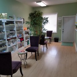 Advanced Healing Therapies - Lobby going out