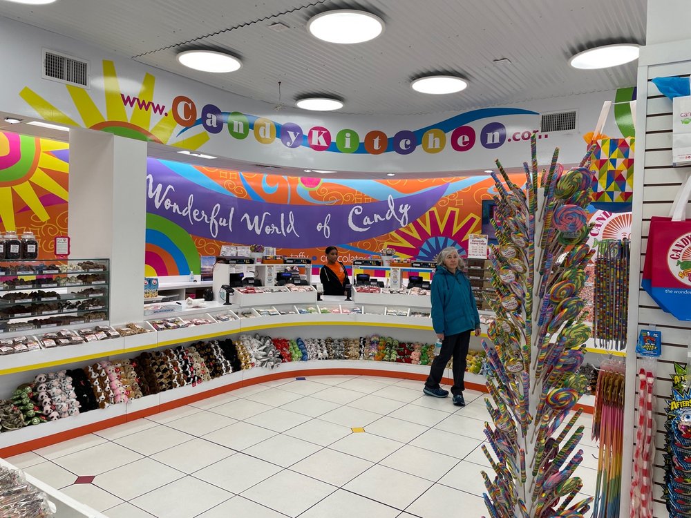 CANDY KITCHEN Updated September 2024 13 Photos & 20 Reviews 102