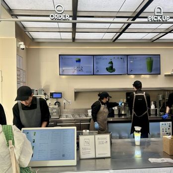 Heytea - The inside of the store - Juice Bars & Smoothies Near Me - New York, New York Heytea - The inside of the store - Juice Bars & Smoothies Near Me - New York, New York