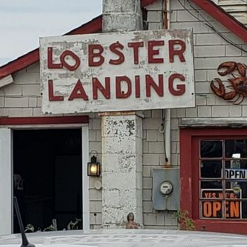 Lobster Landing - 7.5.21 Try em out Denise. Best lobster roll around. - Seafood Markets Near Me - Clinton, Connecticut