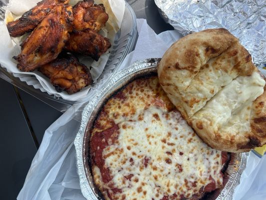 Mama's Pizza Kitchen by null