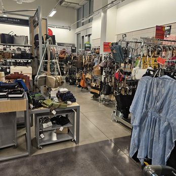 Nordstrom Rack - Women purses area - Women's Clothing Near Me - North Hollywood, California
