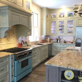 Custom Corners - Cabinetry Near Me - Ozark, Missouri Custom Corners - Cabinetry Near Me - Ozark, Missouri