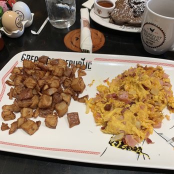 Breakfast Republic - Protein Scramble with breakfast potatoes - Breakfast & Brunch Near Me - Irvine, California