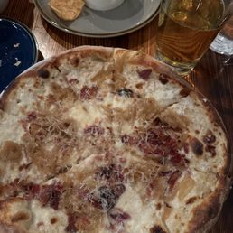 white pizza white pizza