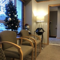 G2 South - Waiting area.