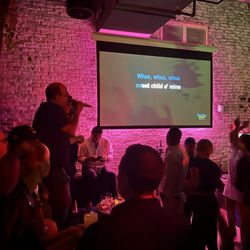 DOM'S - Karaoke at thursdays is sooooo much fun!
