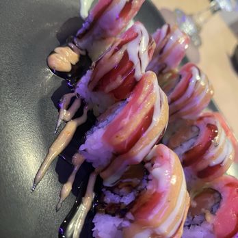 UMI Sushi & Lounge - Sushi Bars Near Me - Crown Point, Indiana