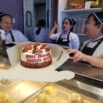 Liliha Bakery - Red velvet cake - Bakeries Near Me - Honolulu, Hawaii Liliha Bakery - Red velvet cake - Bakeries Near Me - Honolulu, Hawaii