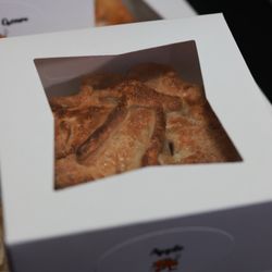 Flaky Crust Pies - Pi themed pie!