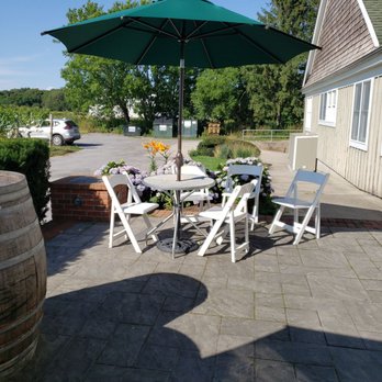 Pellegrini Vineyards - Wineries Near Me - Cutchogue, New York Pellegrini Vineyards - Wineries Near Me - Cutchogue, New York