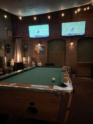 Tavern on Main SM by null