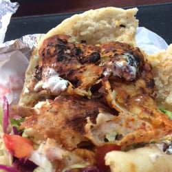 Kebap Turm - Unverschämtheit. Verbranntes "Fleisch" vom Vortag. Völliger Mist.
