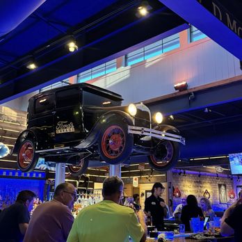 Ford's Garage Plano - Bar area - Burgers Near Me - Plano, Texas