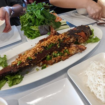 Bien Hen Restaurant - CA NUONG DA GION (Grilled Cat Fish??) - Seafood Near Me - Westminster, California Bien Hen Restaurant - CA NUONG DA GION (Grilled Cat Fish??) - Seafood Near Me - Westminster, California