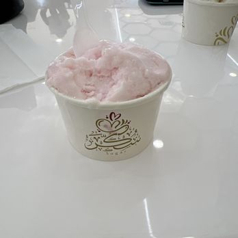 Sugar Sweets & Gelato - Pompelmo (grapefruit) fantastic flavor! - Coffee & Tea Near Me - Richardson, Texas Sugar Sweets & Gelato - Pompelmo (grapefruit) fantastic flavor! - Coffee & Tea Near Me - Richardson, Texas