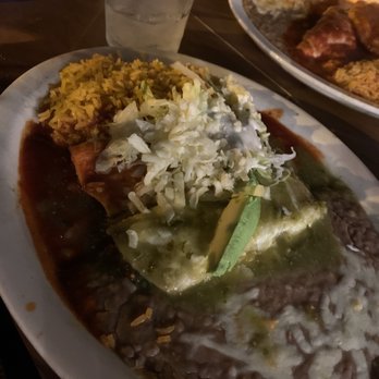 La Fiesta Restaurant - Enchilada suisas and Ensalada Fiesta, and a skinny margarita! - Mexican Near Me - Mountain View, California La Fiesta Restaurant - Enchilada suisas and Ensalada Fiesta, and a skinny margarita! - Mexican Near Me - Mountain View, California