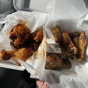 Go Philly Cheesesteaks & Wings - Wings- 5 garlic, 5 sweet chili - Chicken Wings Near Me - Lakewood, Washington Go Philly Cheesesteaks & Wings - Wings- 5 garlic, 5 sweet chili - Chicken Wings Near Me - Lakewood, Washington