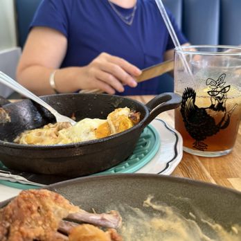 Bunny's Buckets & Bubbles - Happiness in a skillet - Chicken Shop Near Me - Baltimore, Maryland