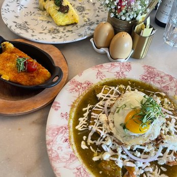 Little Hen - Omelette (mushroom truffle) / Chilaquiles / Hash Brown - Breakfast & Brunch Near Me - Weston, Florida