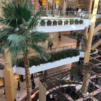Somerset Collection - Shopping Centers Near Me - Troy, Michigan
