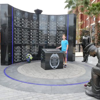 Fallen Officers Memorial Wall - Paying our respects - Landmarks & Historical Buildings Near Me - Jacksonville, Florida Fallen Officers Memorial Wall - Paying our respects - Landmarks & Historical Buildings Near Me - Jacksonville, Florida