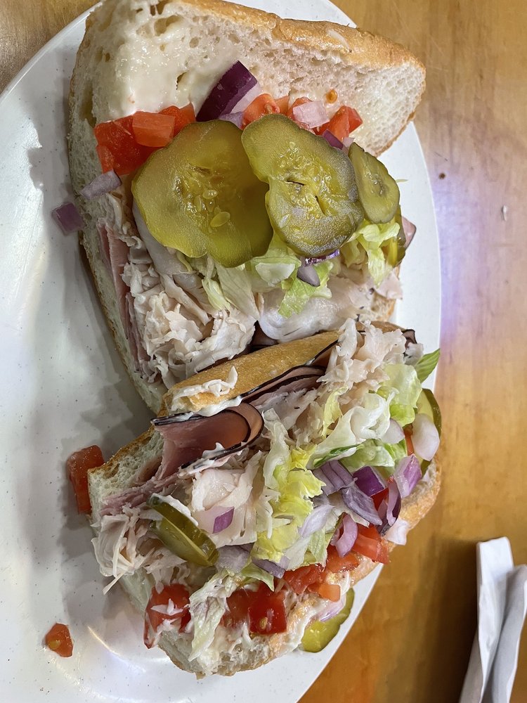 RYAN’S SUBS AND SPORTS GRILL Updated October 2024 64 Photos & 74