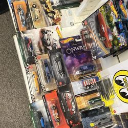 Sidekick Toys & Collectibles - Cars