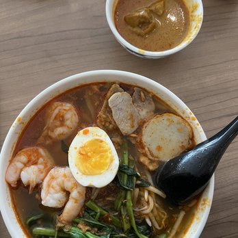 Little House Malaysian Kitchen - Prawn mee - Malaysian Near Me - Brooklyn, New York Little House Malaysian Kitchen - Prawn mee - Malaysian Near Me - Brooklyn, New York