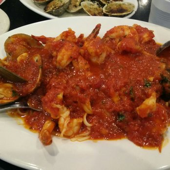 Randazzo's Clam Bar - Seafood Near Me - Brooklyn, New York